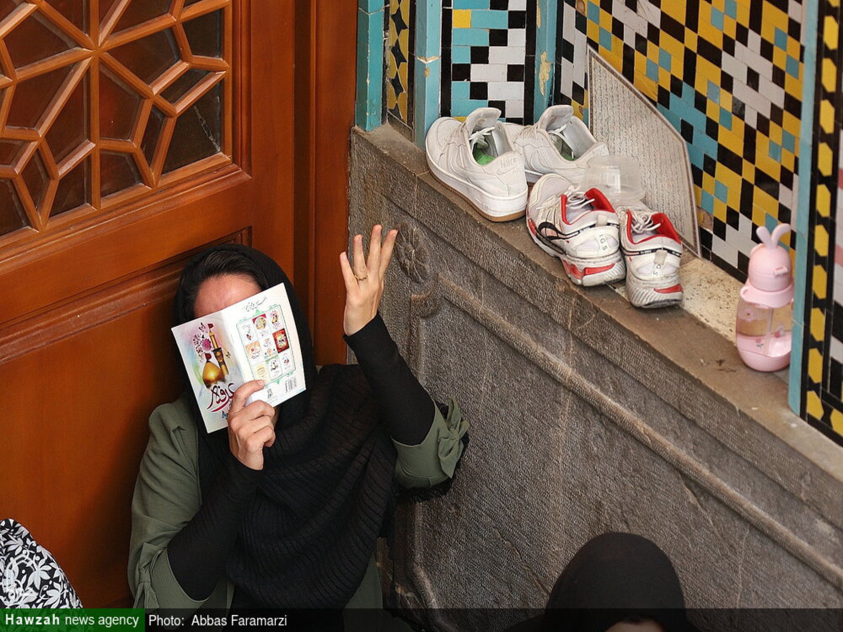 مراسم قرائت دعای پرفیض عرفه در حرم مطهر کریمه اهل بیت حضرت فاطمه معصومه (سلام الله علیها)