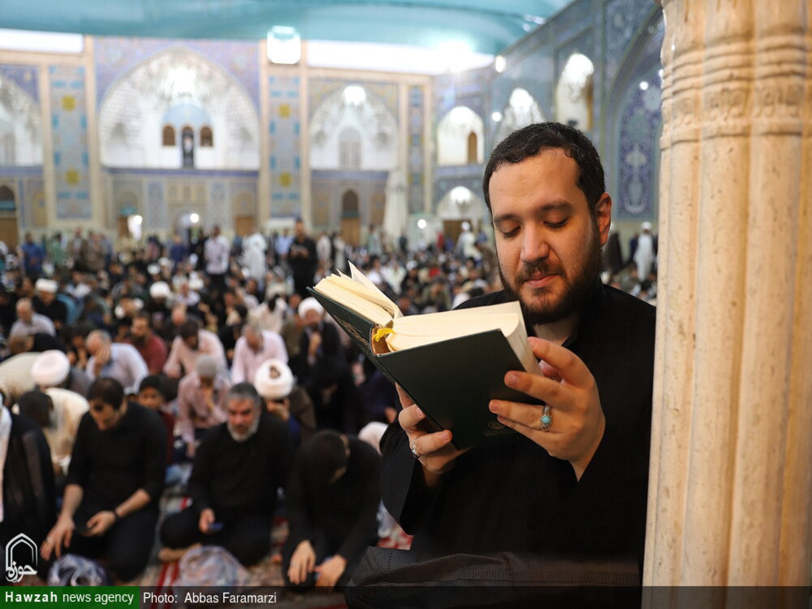 مراسم قرائت دعای پرفیض عرفه در حرم مطهر کریمه اهل بیت حضرت فاطمه معصومه (سلام الله علیها)