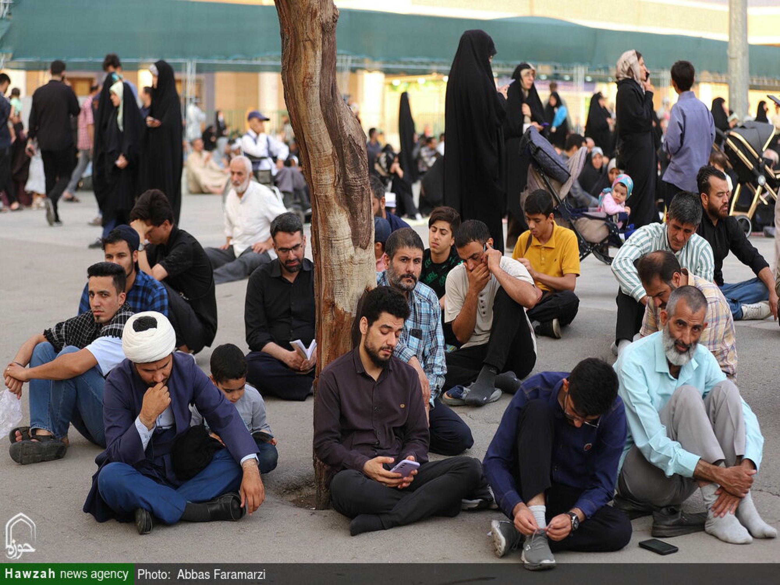 مراسم قرائت دعای پرفیض عرفه در حرم مطهر کریمه اهل بیت حضرت فاطمه معصومه (سلام الله علیها)