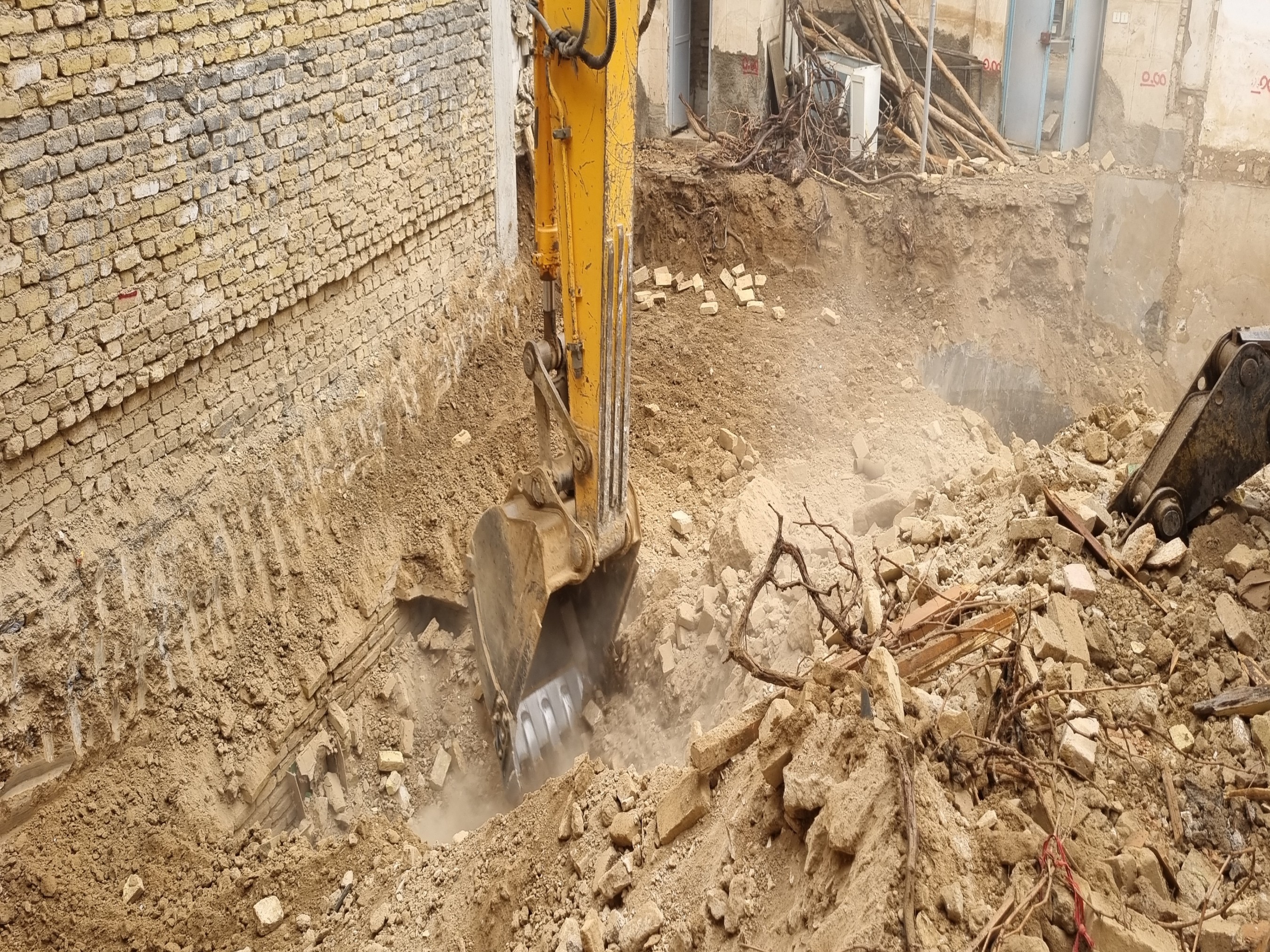 ساخت خوابگاه متاهلی مدرسه علمیه باقر العلوم علیه السلام بسطام